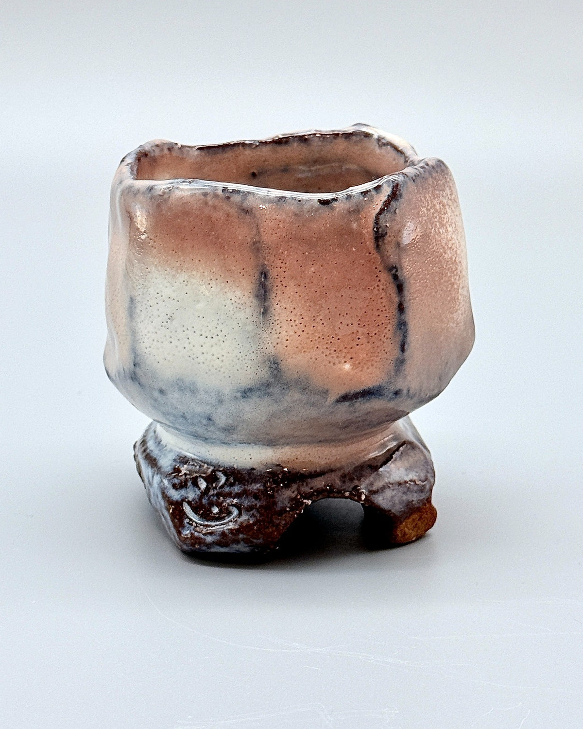 Hagi White Kurinuki Tripod Cup