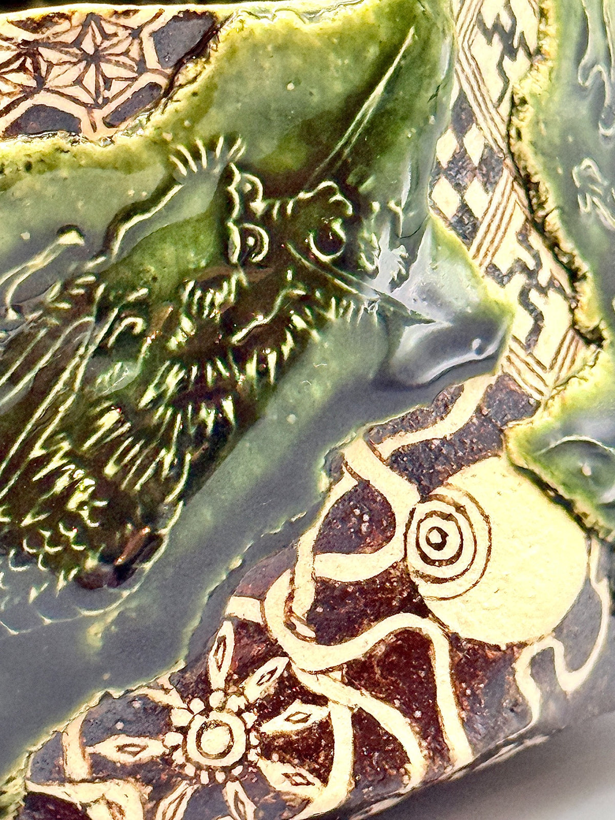 Rimpa Oribe Tea Bowl with Twin Dragon Design