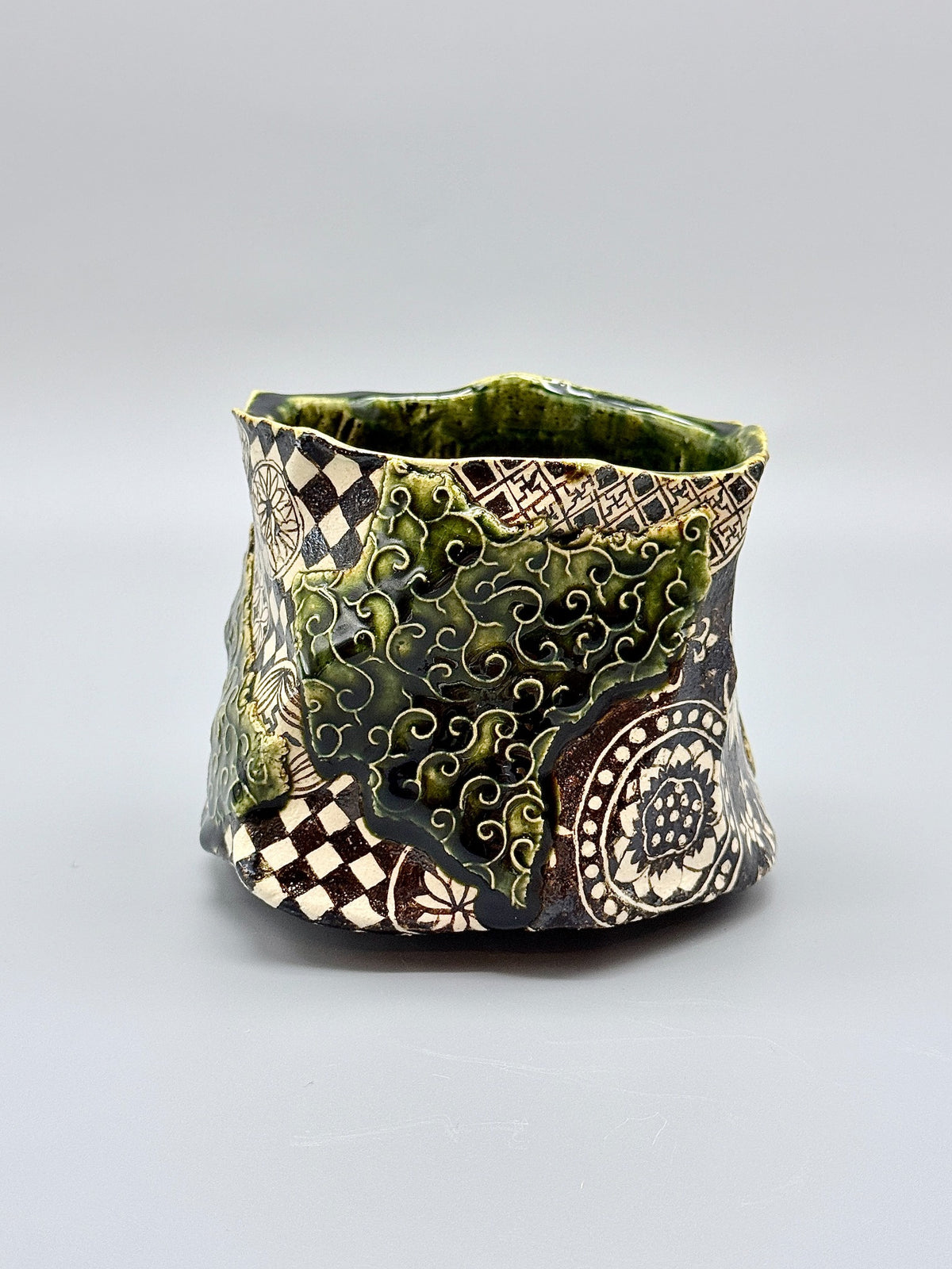 Rimpa Oribe Tea Bowl with Kannon Design