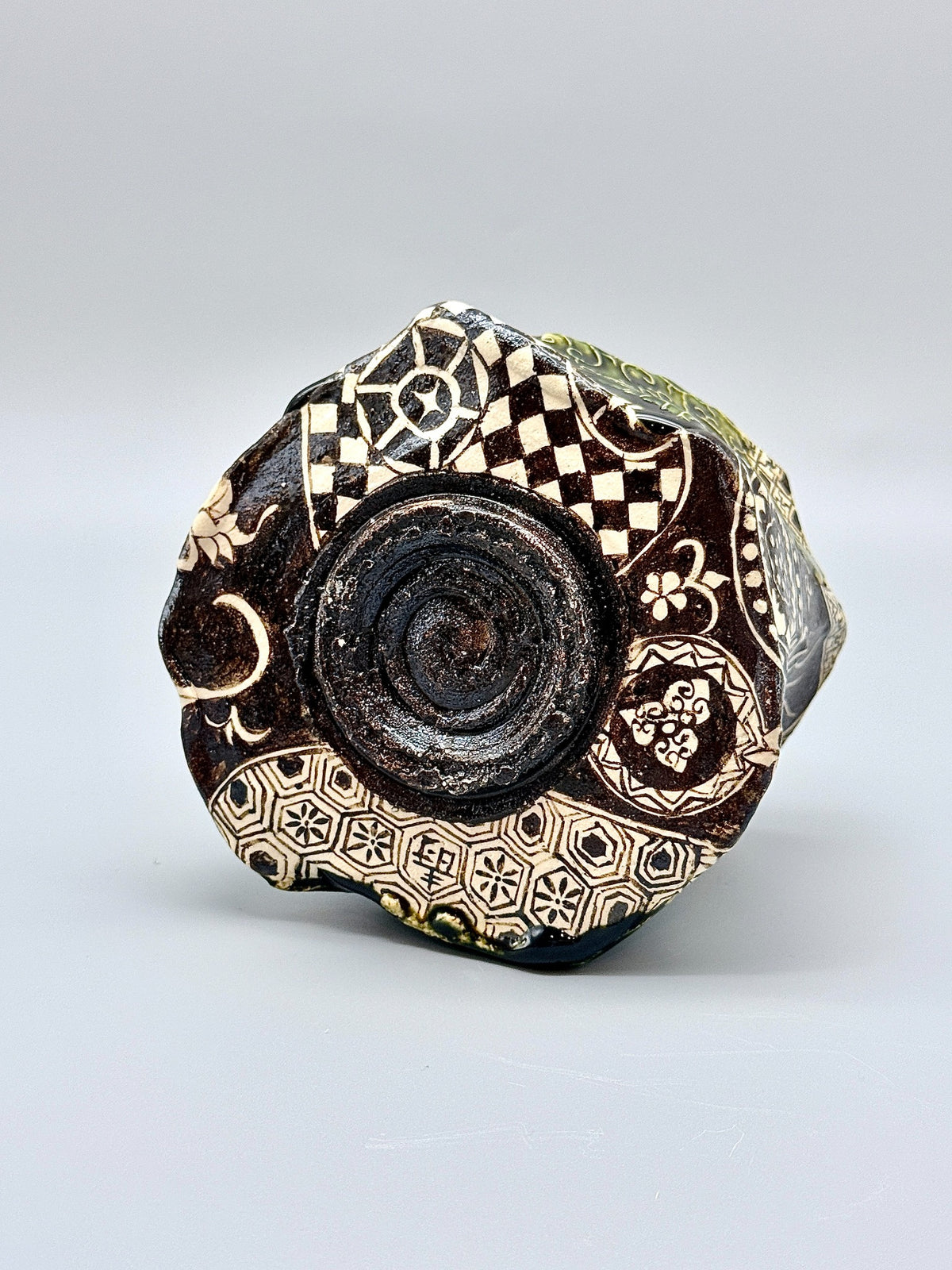 Rimpa Oribe Tea Bowl with Kannon Design